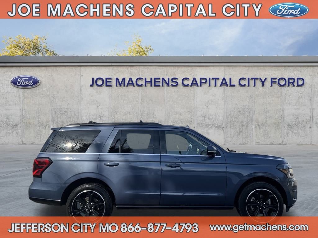 Certified 2023 Ford Expedition Limited image 5