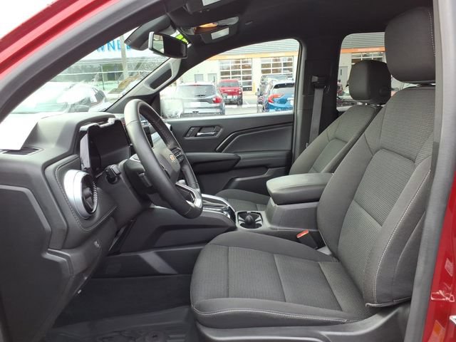 Used 2024 Chevrolet Colorado LT w/ LT Convenience Package II AWD/4WD image 15