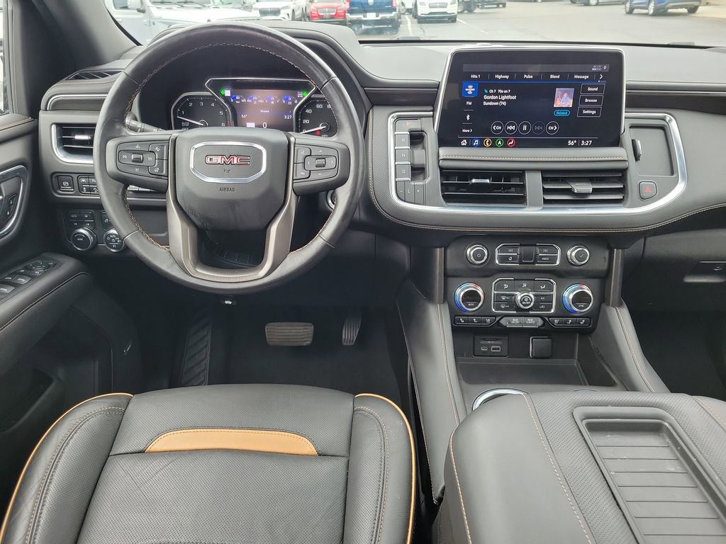 Used 2021 GMC Yukon XL AT4 w/ AT4 Premium Package AWD/4WD image 12