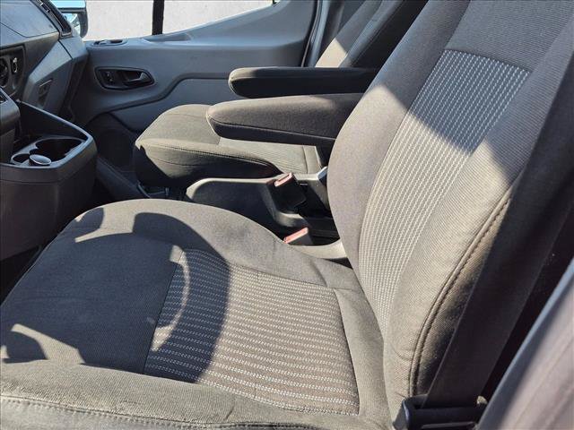 Certified 2019 Ford Transit 150 130 Low Roof RWD image 15