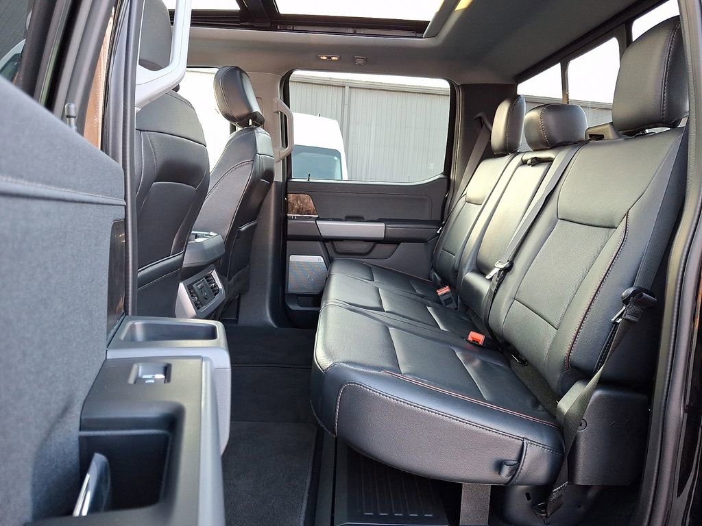 Certified 2024 Ford F250 Lariat w/ Lariat Ultimate Package image 10