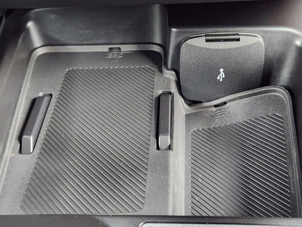 Certified 2025 Ford Bronco Raptor w/ Interior Carbon Fiber Pack image 31