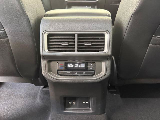 Used 2024 Volkswagen Atlas SE FWD image 18