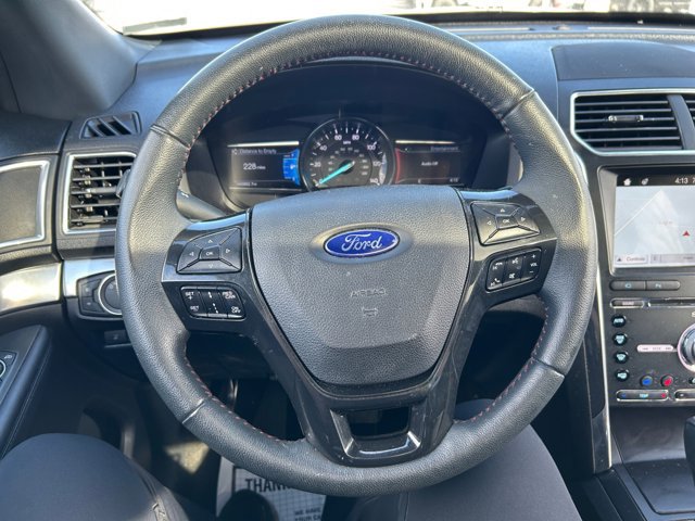 Certified 2017 Ford Explorer Sport w/ Equipment Group 401A image 9