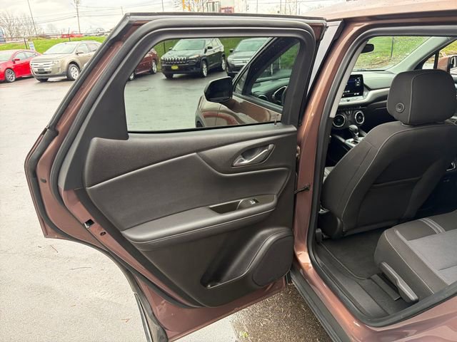 Used 2023 Chevrolet Blazer LT image 23