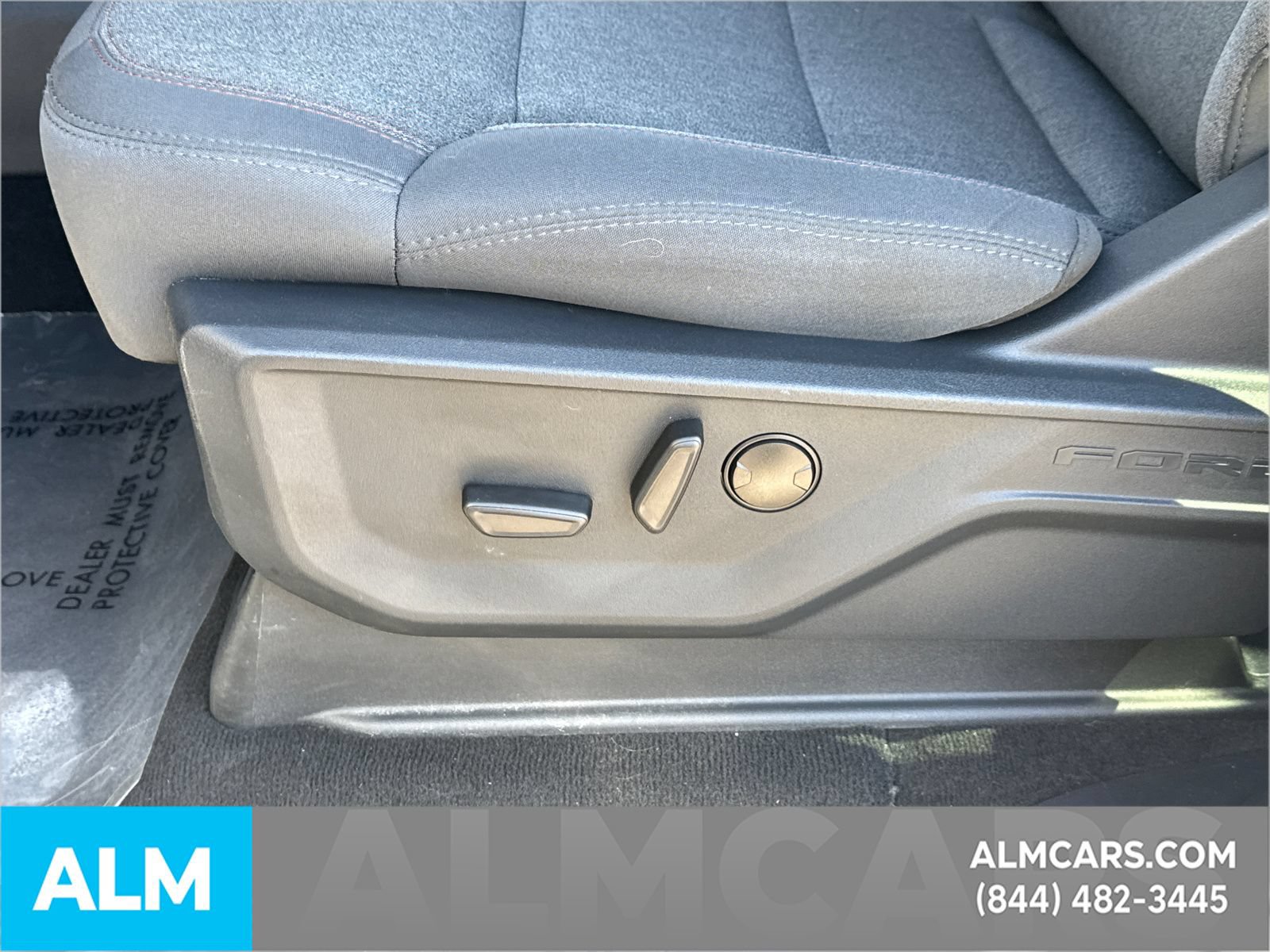 Certified 2025 Ford Expedition Active AWD/4WD image 11