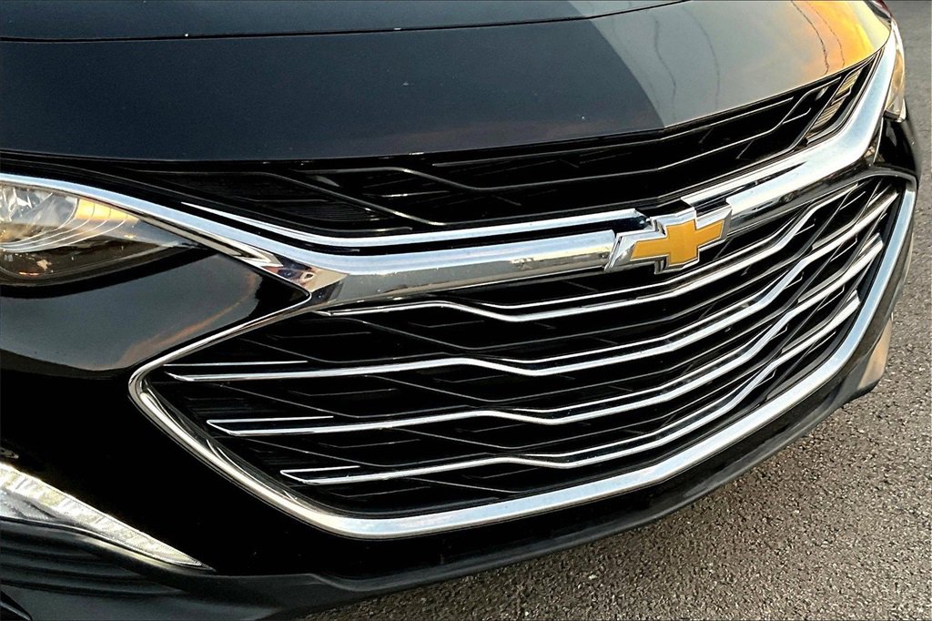 Used 2024 Chevrolet Malibu LT image 30