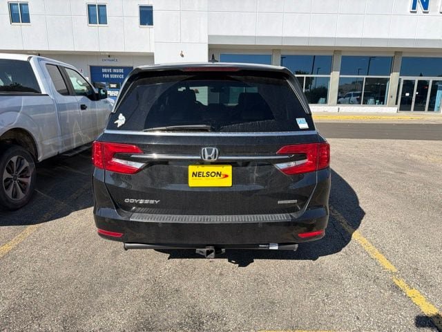 Used 2021 Honda Odyssey Touring image 5