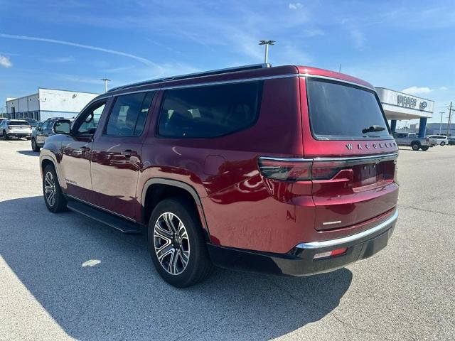 Used 2023 Jeep Wagoneer L Series II AWD/4WD image 3
