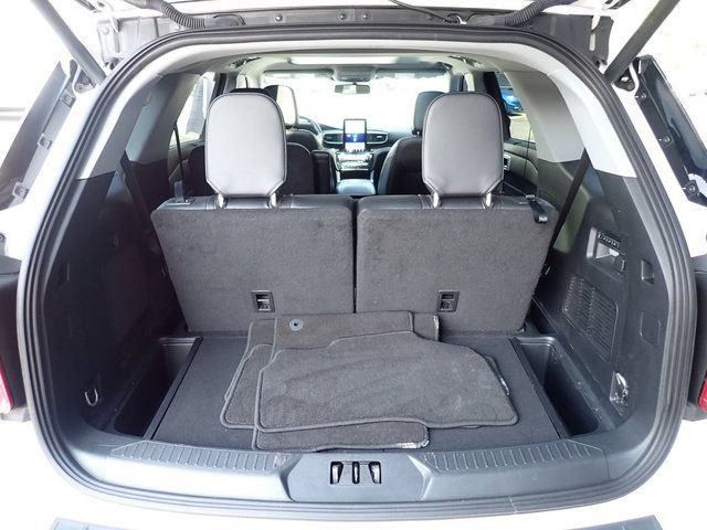 Certified 2024 Ford Explorer Limited w/ Limited Technology Package AWD/4WD image 10
