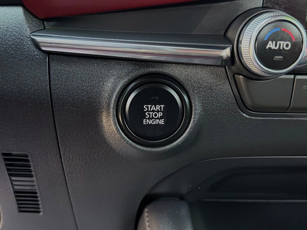 Used 2025 MAZDA MAZDA3 2.5 S Hatchback w/ Premium Pkg FWD image 23