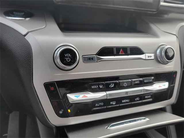 Certified 2023 Ford Explorer XLT w/ Equipment Group 202A image 28