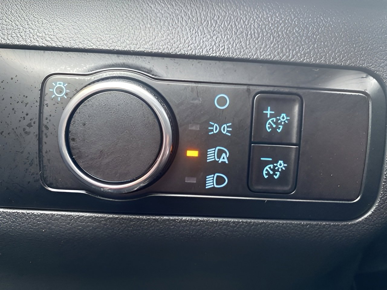 Certified 2025 Ford Escape Active image 16