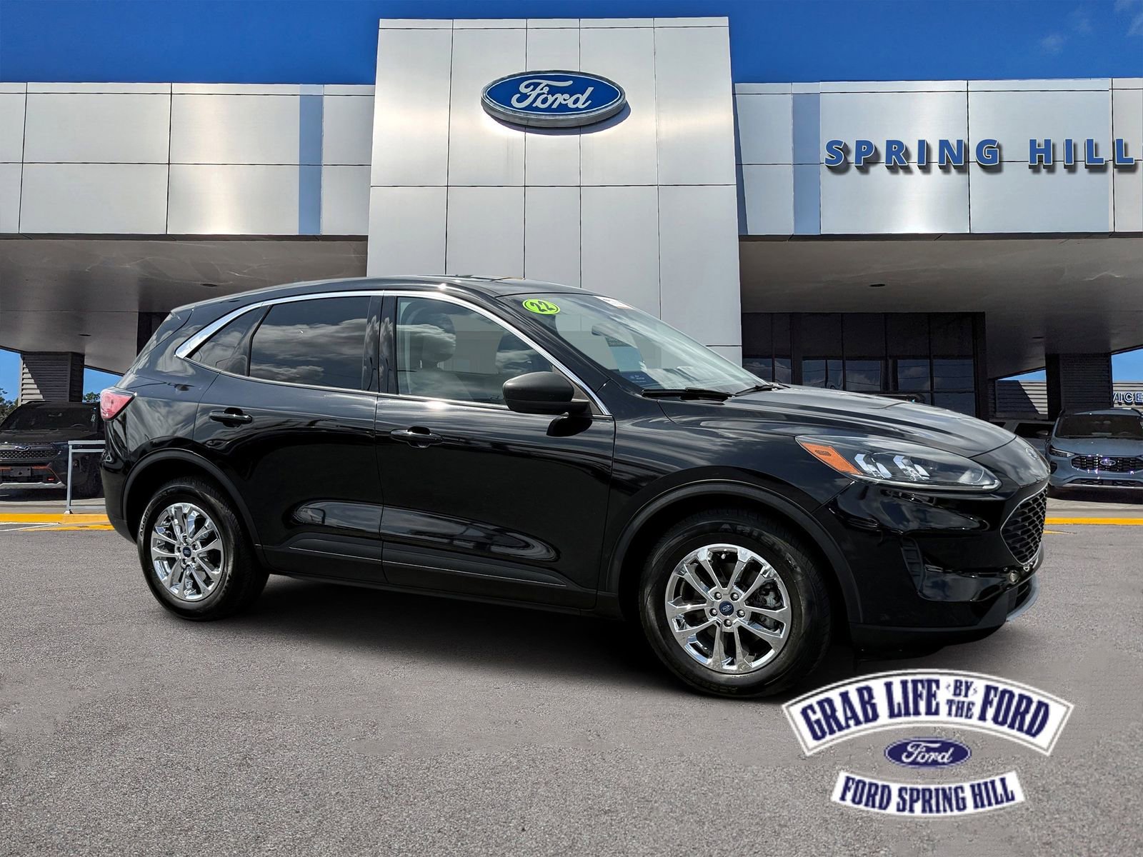 Certified 2022 Ford Escape SE FWD image 1