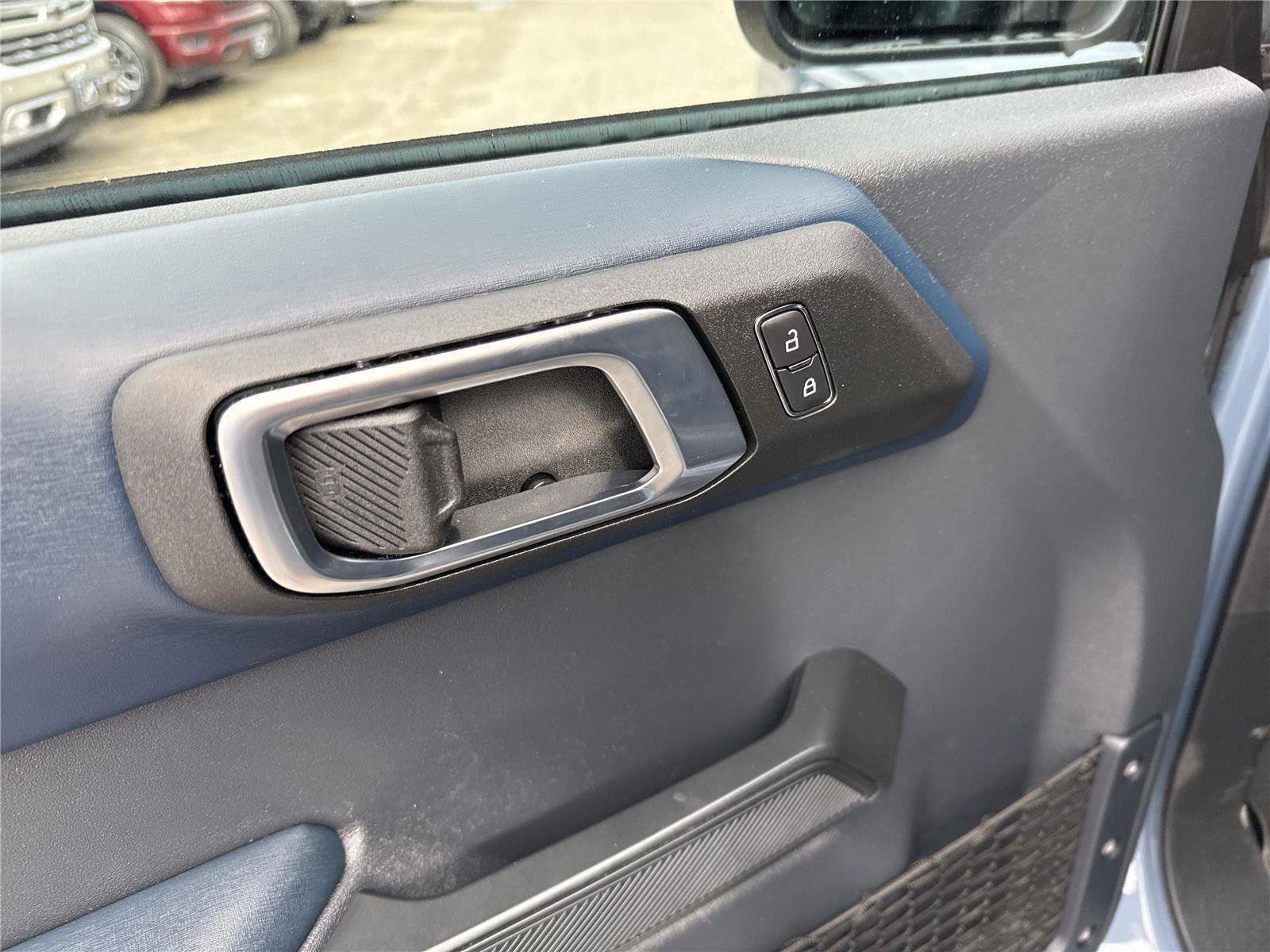 Certified 2024 Ford Bronco Outer Banks image 36