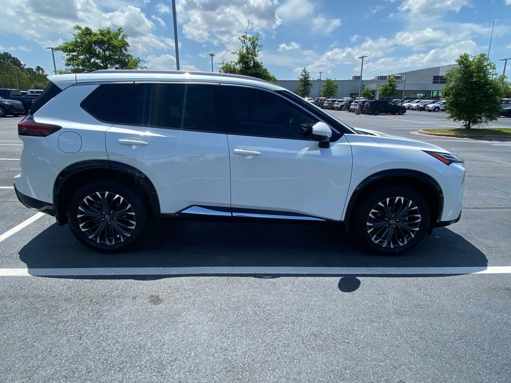 Used 2024 Nissan Rogue Platinum w/ Platinum Premium Package AWD/4WD image 8