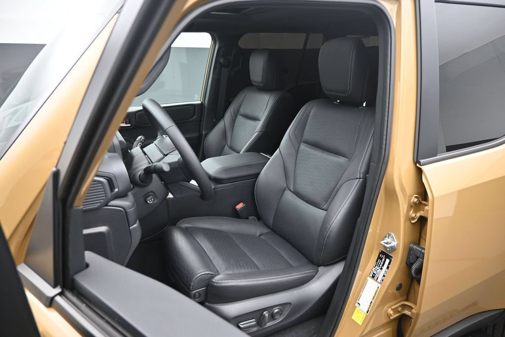 Used 2025 Toyota Land Cruiser w/ Premium Package AWD/4WD image 9