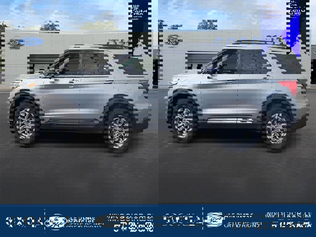 Certified 2021 Ford Explorer XLT w/ Equipment Group 202A image 2