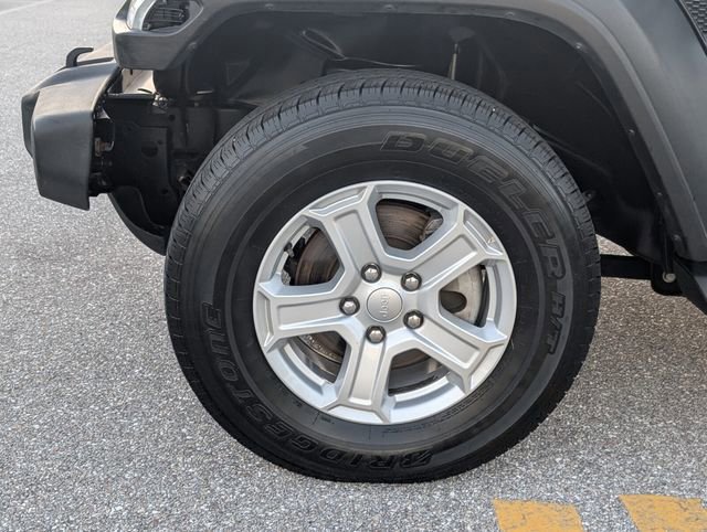 Used 2018 Jeep Wrangler Unlimited Sport S image 6