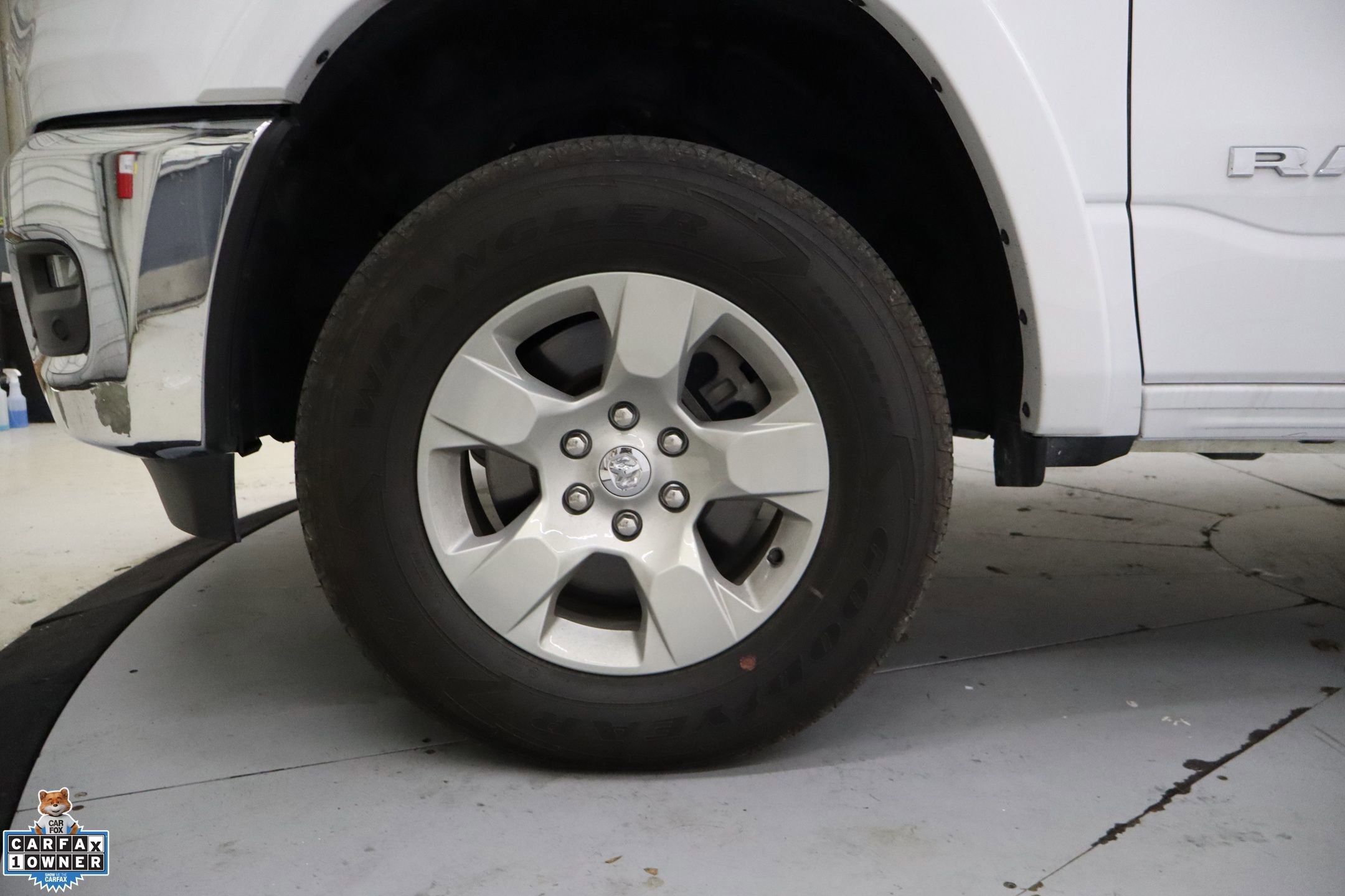 Used 2025 RAM 1500 Lone Star image 10