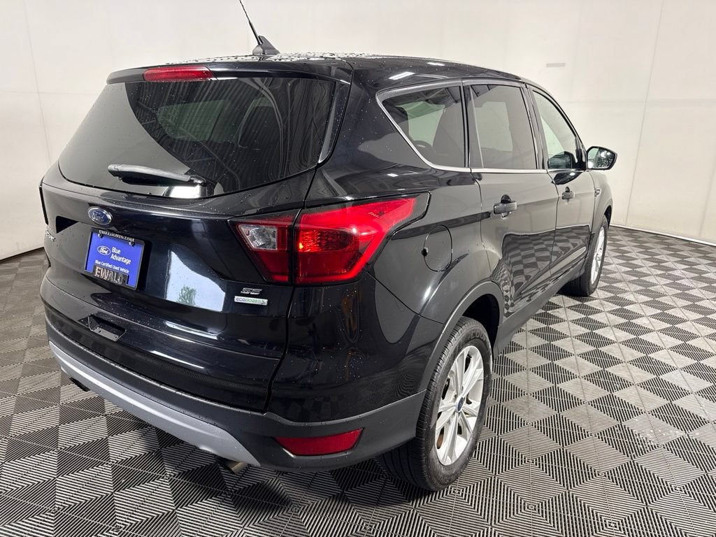 Certified 2019 Ford Escape SE FWD image 10