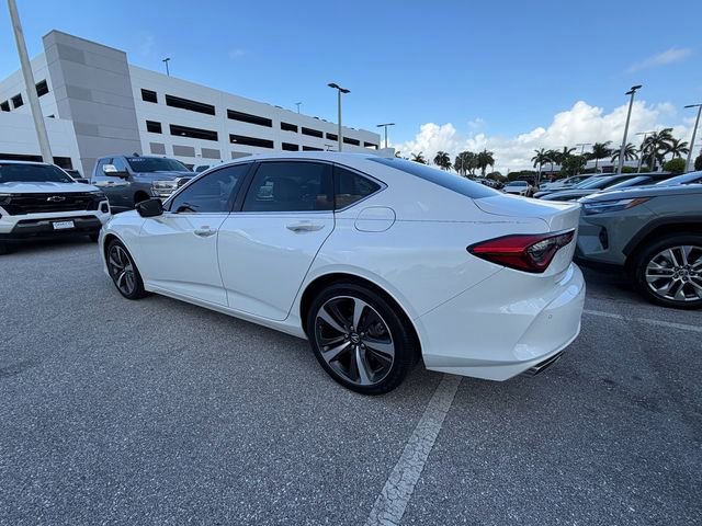 Used 2025 Acura TLX w/ Technology Package FWD image 9