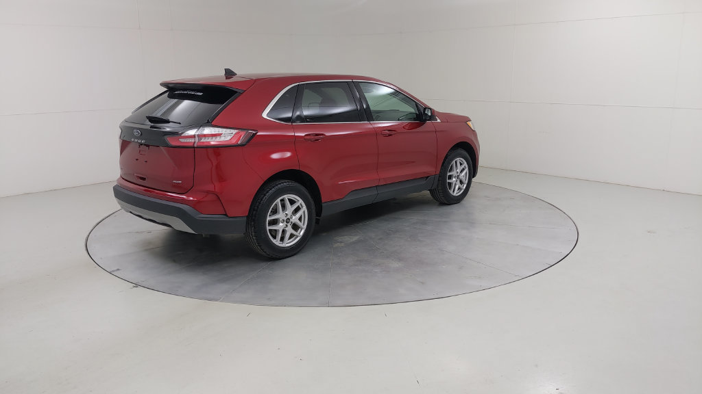 Certified 2024 Ford Edge SEL w/ Convenience Package AWD/4WD image 13