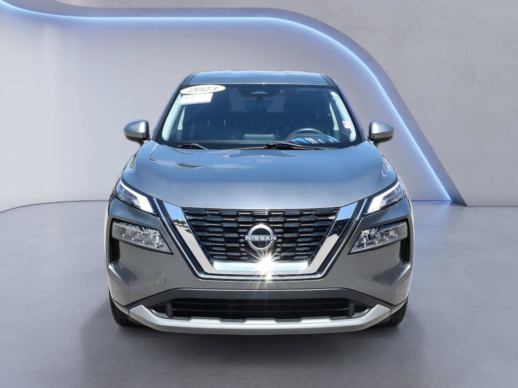 Used 2023 Nissan Rogue SV AWD/4WD image 10