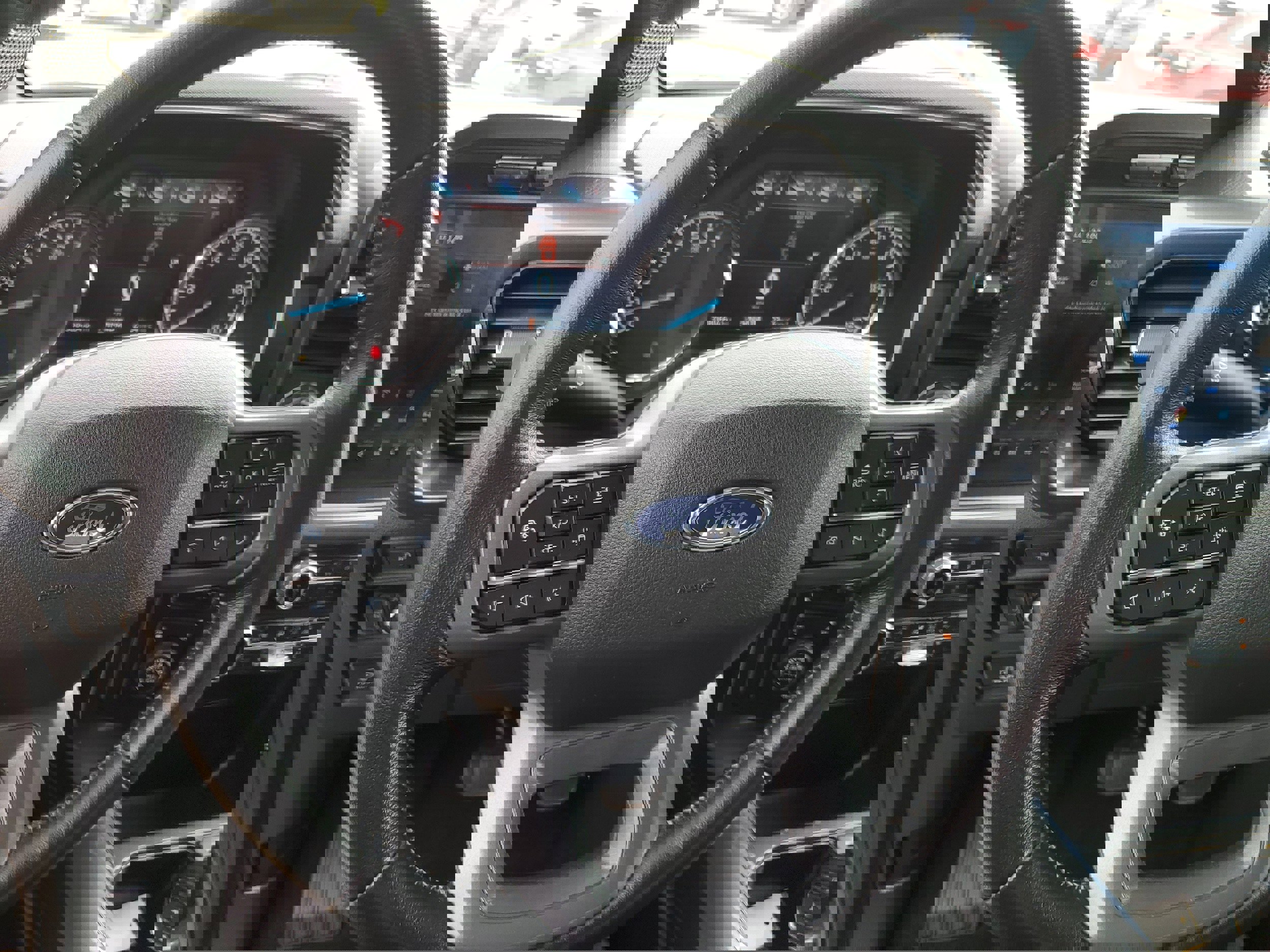 Certified 2022 Ford F150 XLT w/ Equipment Group 302A High image 26