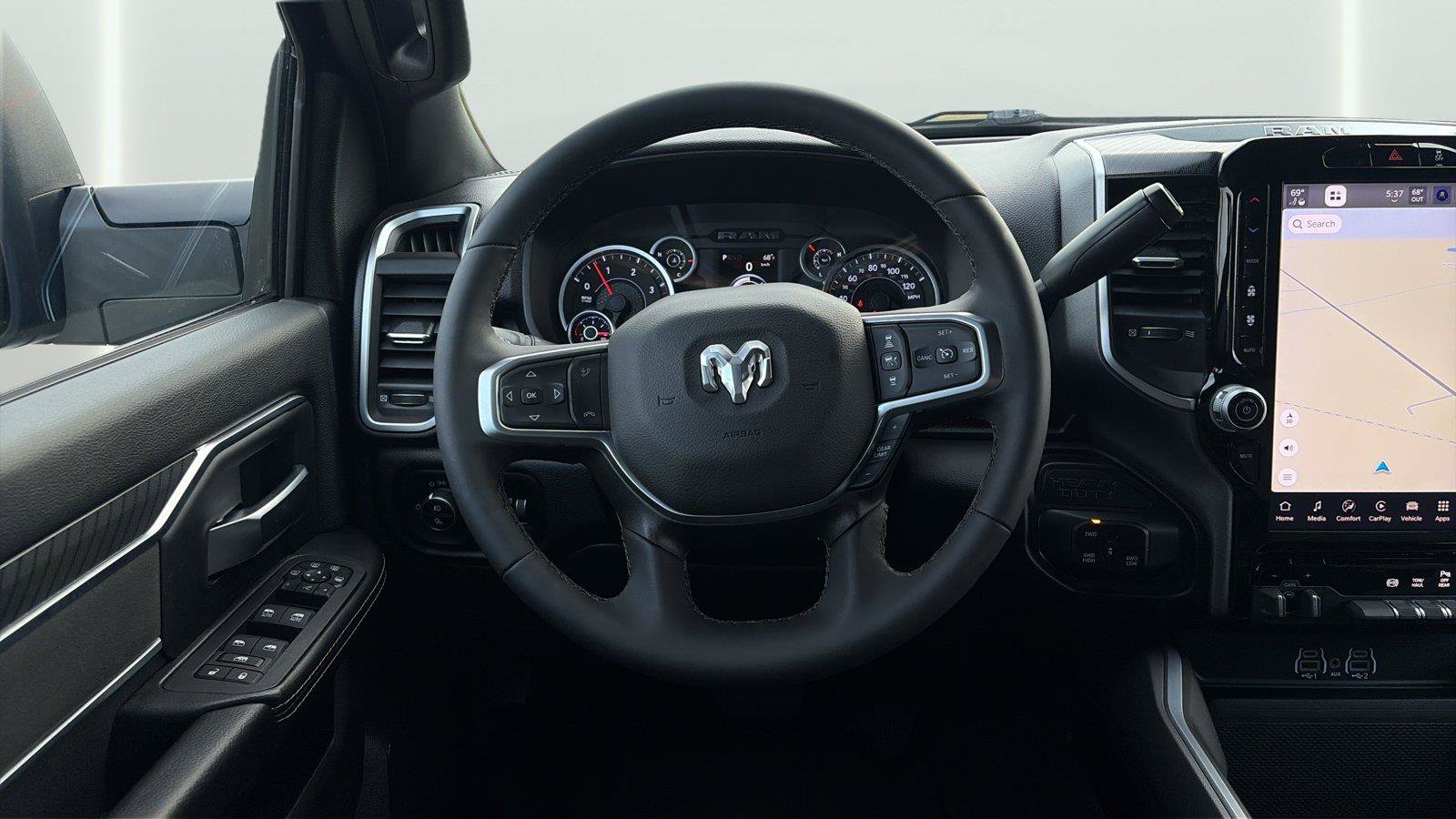 Used 2025 RAM 2500 Big Horn AWD/4WD image 12