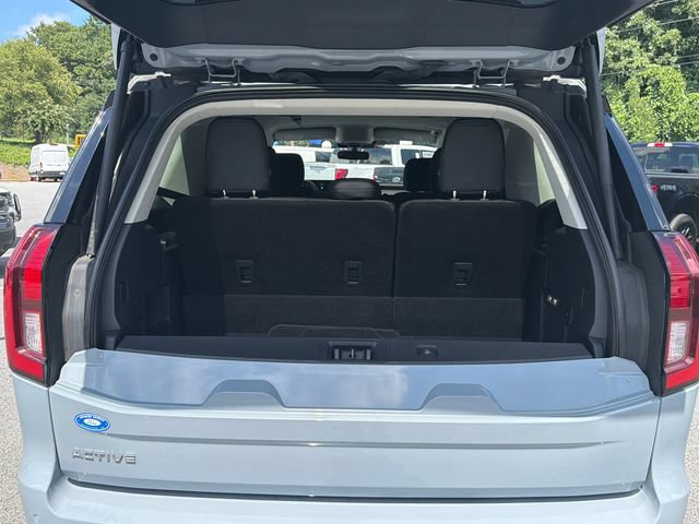 Certified 2025 Ford Expedition Active RWD image 20