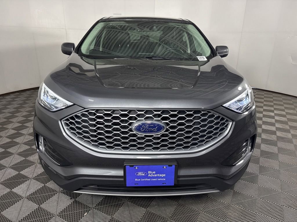 Certified 2024 Ford Edge SEL w/ Convenience Package AWD/4WD image 3