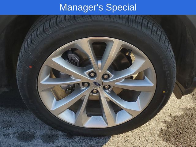 Certified 2023 Ford Explorer Platinum w/ Technology Package image 5