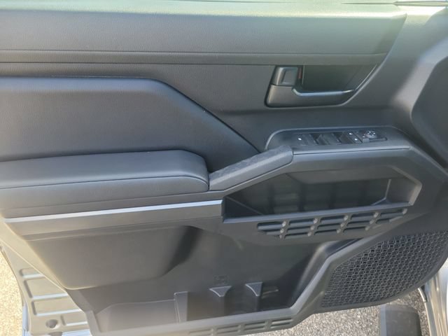 Used 2024 Toyota Tacoma SR5 AWD/4WD image 16