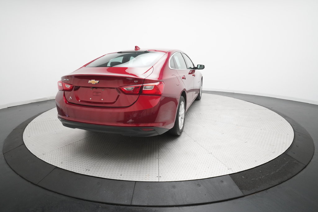 Used 2025 Chevrolet Malibu LT FWD image 13