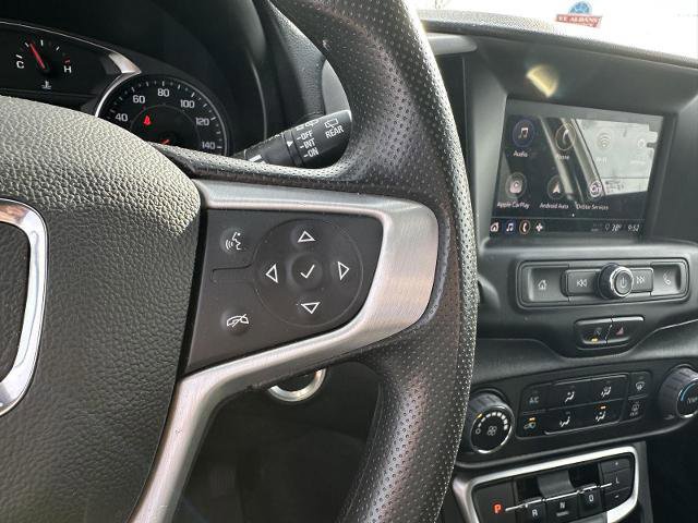 Used 2024 GMC Terrain SLE w/ Elevation Edition image 29