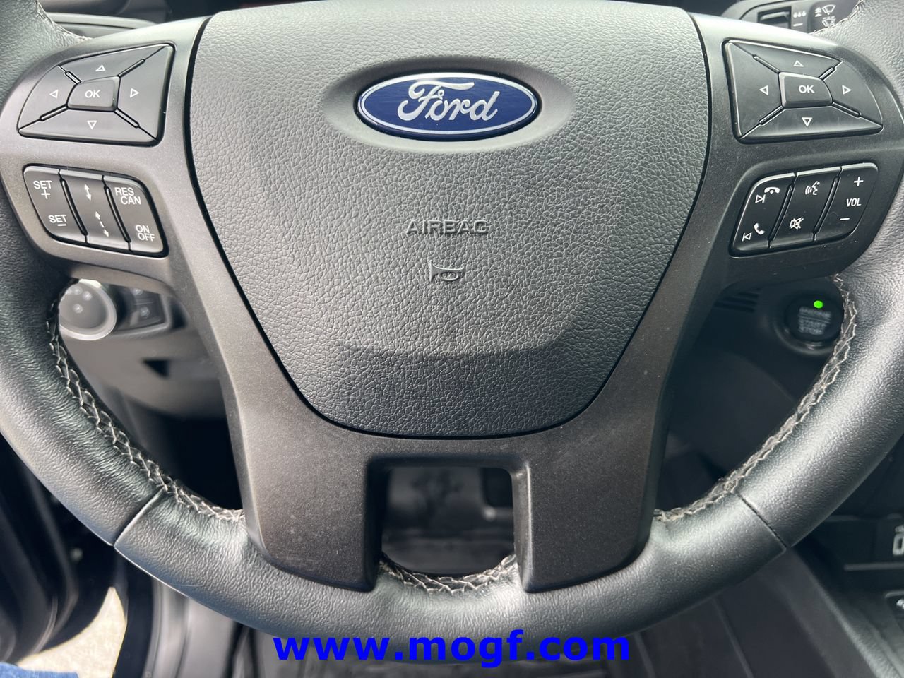Certified 2023 Ford Ranger Lariat w/ Tremor Off-Road Package AWD/4WD image 13