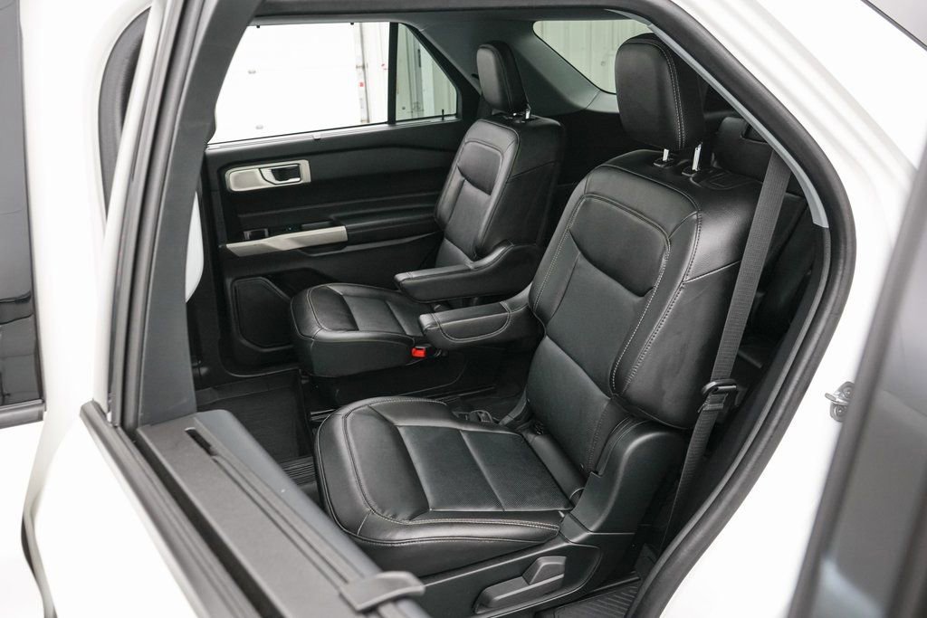 Certified 2023 Ford Explorer Limited w/ Hybrid Equipment Group 310A image 19