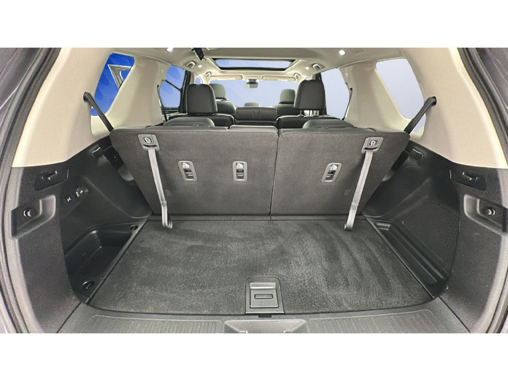 Used 2025 Honda Pilot Touring image 25