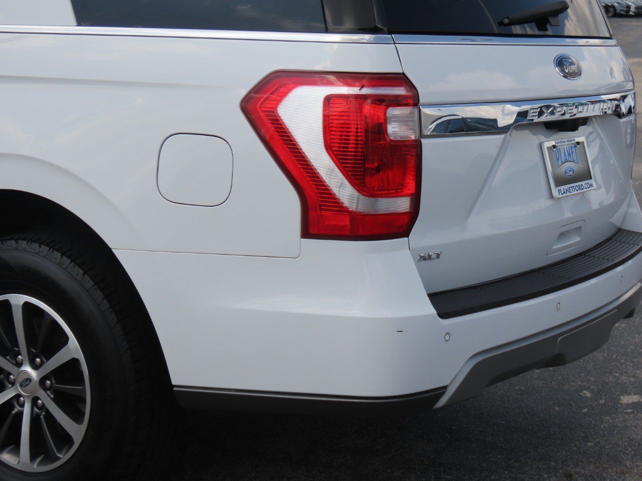 Certified 2020 Ford Expedition XLT RWD image 15