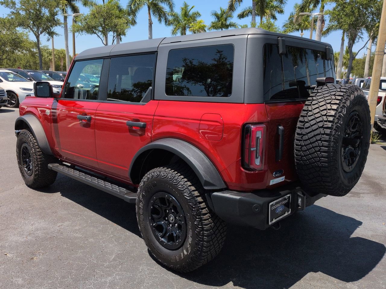 Certified 2024 Ford Bronco Wildtrak AWD/4WD image 4
