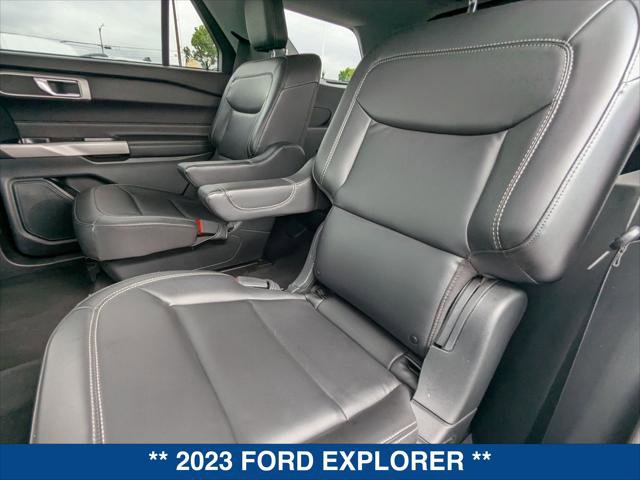 Certified 2023 Ford Explorer XLT w/ Equipment Group 202A RWD image 21