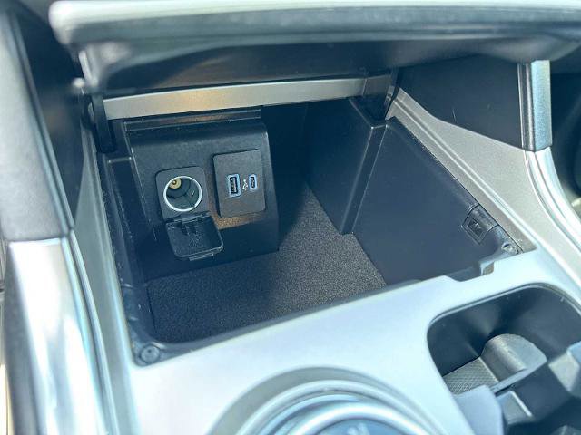 Certified 2023 Ford Explorer XLT w/ Equipment Group 202A AWD/4WD image 29