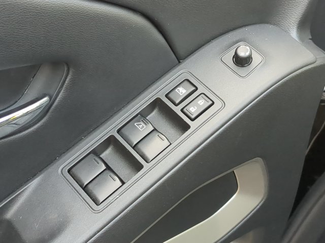 Used 2025 Nissan Frontier SV AWD/4WD image 14