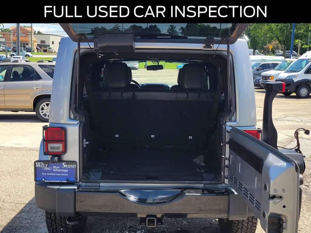 Used 2018 Jeep Wrangler Unlimited Sahara AWD/4WD image 6