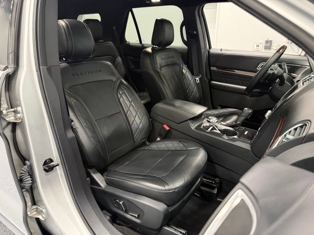 Certified 2018 Ford Explorer Platinum AWD/4WD image 45