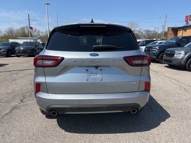 Certified 2024 Ford Escape ST-Line w/ Tech Pack #1 AWD/4WD image 5