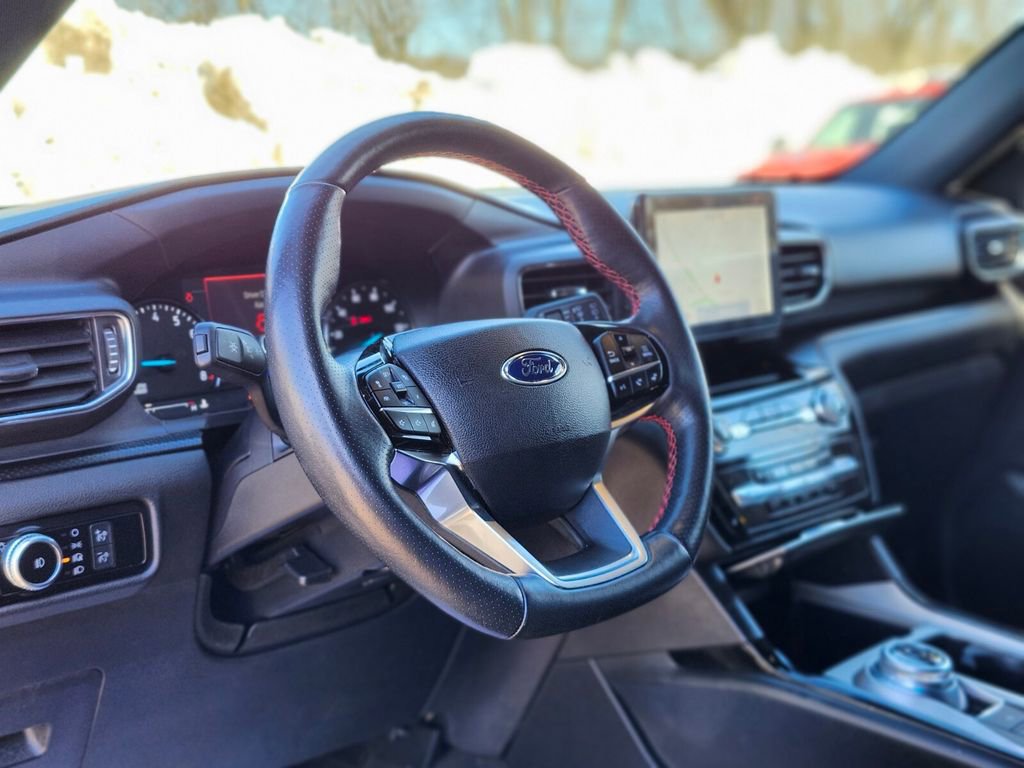 Certified 2022 Ford Explorer ST-Line w/ Class IV Trailer Tow Package image 21