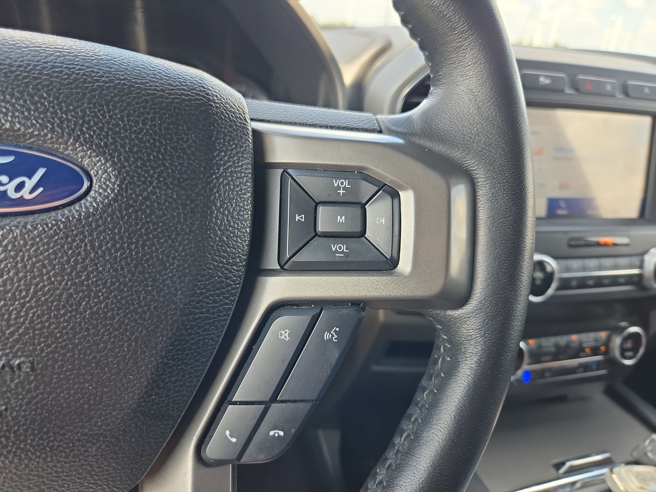 Certified 2021 Ford Expedition XLT RWD image 18