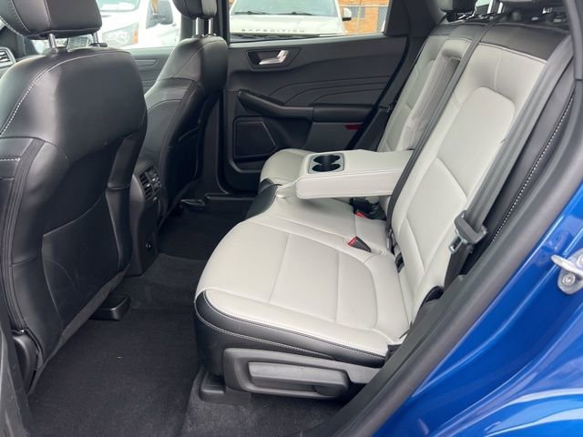 Certified 2023 Ford Escape Platinum w/ Class II Trailer Tow Package image 22